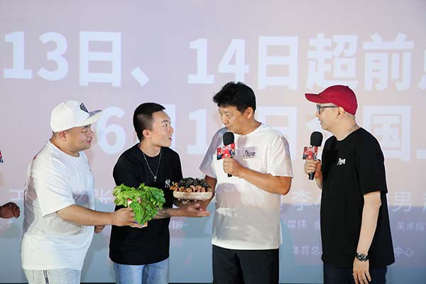 《了不起的老爸》王砚辉回昆明燃爆全场 高考日(图5) 《了不起的老爸》王砚辉回昆明燃爆全场 高考日(图5)
