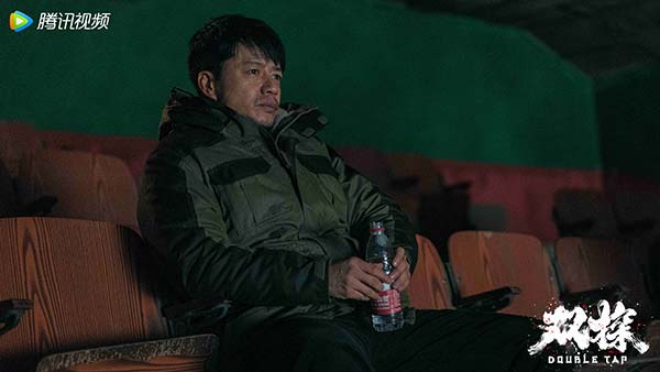 金牌影人实力创作班底齐聚《双探》,共谱中国网剧美学创新与突破(图5) 金牌影人实力创作班底齐聚《双探》,共谱中国网剧美学创新与突破(图5)