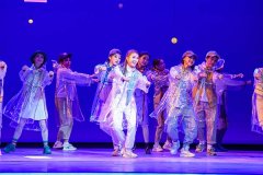 首届“大戏看北京”展演季现实题材越剧《钱塘里》首次亮相北京
